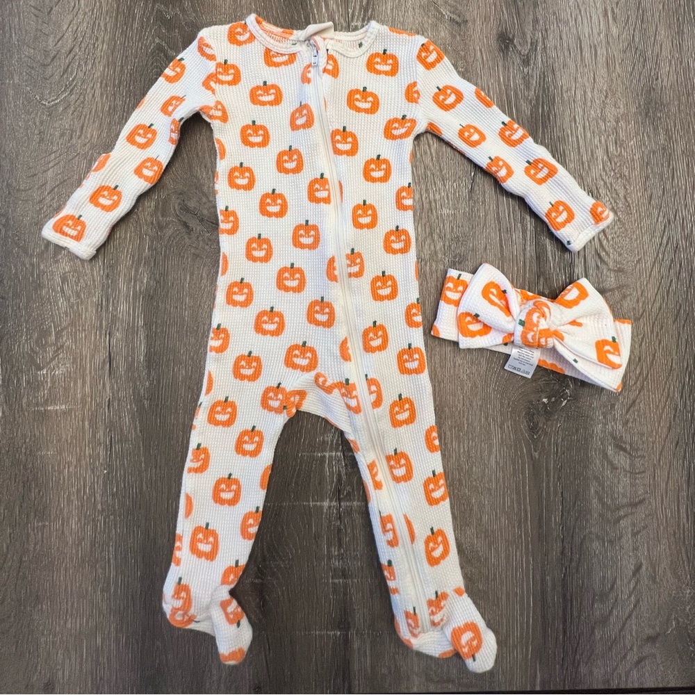 Spearmint Love Pumpkin Footie with Matching Bow Headband